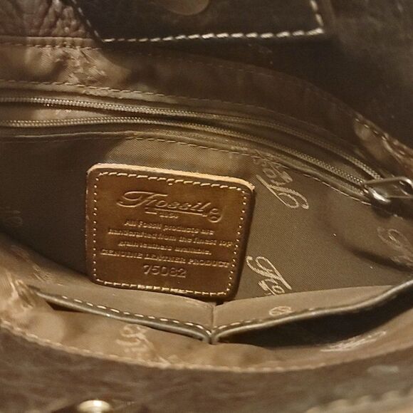 Fossil vintage crossbody leather organizer. - Picture 6 of 11